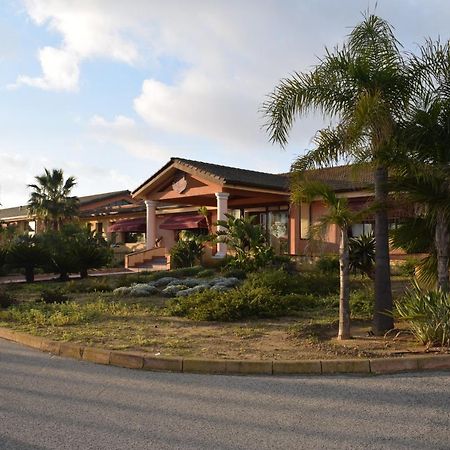 Hotel Villa Peretti Gela Esterno foto