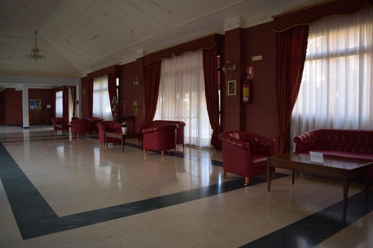 Hotel Villa Peretti Gela Esterno foto