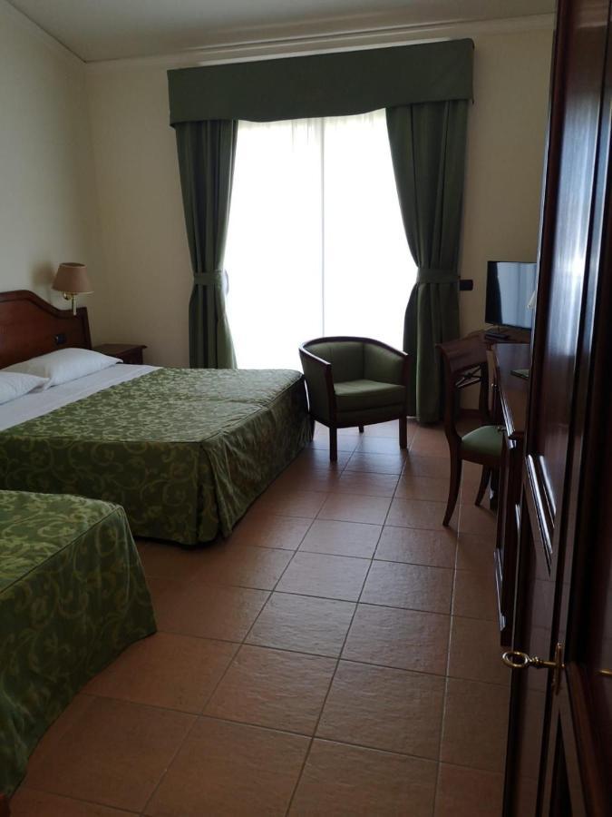 Hotel Villa Peretti Gela Esterno foto